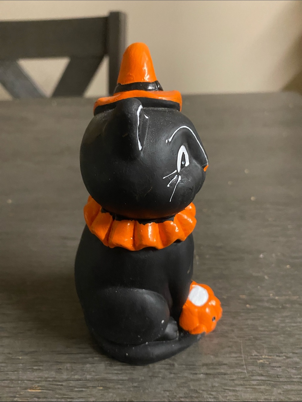 Black Halloween Cat Figurine - Picture 3 of 5